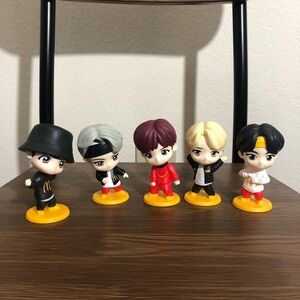 Set of 5 BTS TinyTan Figures McDonald's Happy Meal Collectible Toys Figure